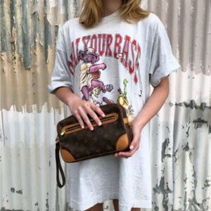 LOUIS VUITTON MARLY DRAGONNE CLUTCH